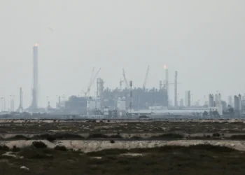 ഖത്തറിലെ റാസ് ലഫാൻ വാതക കേന്ദ്രത്തിന് നേരെ ഇറാൻ്റെ മിസൈൽ ആക്രമണം; നയതന്ത്ര പ്രതിനിധികളെ പുറത്താക്കി ഖത്തർ