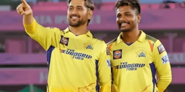 ചെന്നൈയിൽ സഞ്ജു തരംഗം: സഞ്ജുവിനെ വരവേറ്റ് ധോണി; ആരാധകർ കാത്തിരുന്ന ആ നിമിഷം! 3 ചെന്നൈയിൽ സഞ്ജു തരംഗം: സഞ്ജുവിനെ വരവേറ്റ് ധോണി; ആരാധകർ കാത്തിരുന്ന ആ നിമിഷം!