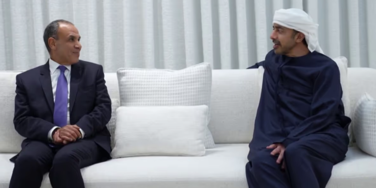 ഗൾഫ് മേഖലയിൽ ഇറാൻ ആക്രമണം; ദുബായ് വിമാനത്താവളത്തിന് സമീപം ഡ്രോൺ അവശിഷ്ടം പതിച്ചു, ഈജിപ്ഷ്യൻ വിദേശകാര്യ മന്ത്രി യുഎഇയിൽ