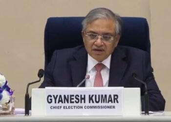 കേരളത്തിലെ അഞ്ച് ഉന്നത ഉദ്യോഗസ്ഥരെ മാറ്റി തെരഞ്ഞെടുപ്പ് കമ്മീഷൻ ഉത്തരവ് 4 കേരളത്തിലെ അഞ്ച് ഉന്നത ഉദ്യോഗസ്ഥരെ മാറ്റി തെരഞ്ഞെടുപ്പ് കമ്മീഷൻ ഉത്തരവ്