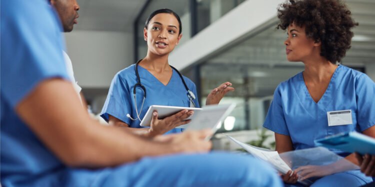 ഒന്റാറിയോയിലെ ആശുപത്രികളിൽ കടുത്ത സാമ്പത്തിക പ്രതിസന്ധി; നഴ്സിംഗ് തസ്തികകൾ ഉൾപ്പെടെ വെട്ടിക്കുറയ്ക്കുന്നു