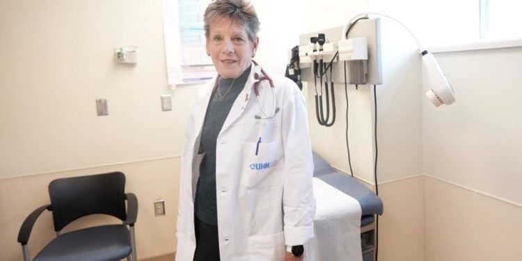 എച്ച്‌ഐവി ചികിൽസയിൽ ലോകത്തിന് പ്രതീക്ഷയായി ‘ടൊറന്റോ നിവാസി’; 27 വർഷത്തെ പോരാട്ടത്തിനൊടുവിൽ രോഗമുക്തിയിലേക്ക്