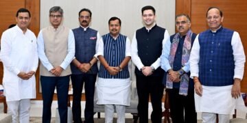 ആം ആദ്മി പാർട്ടിക്ക് കനത്ത പ്രഹരം: രാഘവ് ഛദ്ദയും സംഘവും ബിജെപിയിൽ; കെജ്‌രിവാളിന് അടിപതറുന്നു