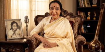 ‘രംഗീല’ മുതൽ ‘പിയാ തൂ’ വരെ; സംഗീത സിരകളിൽ അഗ്നി പടർത്തിയ ആശ മാജിക് ഇനി ഓർമ്മ