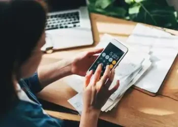 ടാക്സ് റീഫണ്ട് തുക കിട്ടിയോ? സന്തോഷിക്കാൻ വരട്ടെ; കാനഡയിൽ നികുതിപ്പണം ലാഭിക്കാൻ ഈ 5 കാര്യങ്ങൾ ശ്രദ്ധിക്കാം