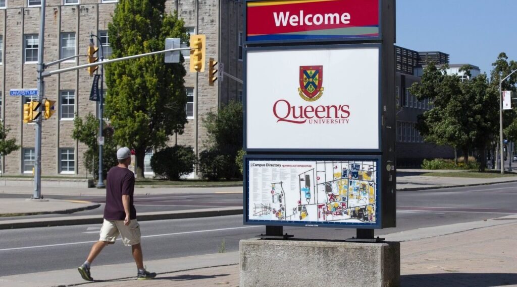 അന്താരാഷ്ട്ര വിദ്യാർത്ഥികൾക്ക് ഫീസ് ഇളവും സഹായവും; പഠനം മുടങ്ങാതിരിക്കാൻ വിദ്യാർത്ഥികൾക്ക് കൈത്താങ്ങുമായി കാനഡയിലെ സർവകലാശാലകൾ 1 അന്താരാഷ്ട്ര വിദ്യാർത്ഥികൾക്ക് ഫീസ് ഇളവും സഹായവും; പഠനം മുടങ്ങാതിരിക്കാൻ വിദ്യാർത്ഥികൾക്ക് കൈത്താങ്ങുമായി കാനഡയിലെ സർവകലാശാലകൾ