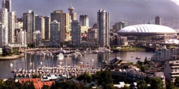 വിദേശ തൊഴിലാളികൾക്കായി നിയമങ്ങളിൽ ഇളവ് പ്രഖ്യാപിച്ച് ബ്രിട്ടീഷ് കൊളംബിയയും ന്യൂ ബ്രൺസ്‌വിക്കും