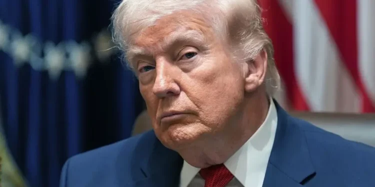 ഇനി തിരിച്ചുവരവില്ല, ഇറാൻ ഇന്ന് രാത്രിയോടെ അവസാനിക്കും; ലോകത്തെ ഞെട്ടിച്ച് ട്രംപിന്റെ മുന്നറിയിപ്പ് 1 ഇനി തിരിച്ചുവരവില്ല, ഇറാൻ ഇന്ന് രാത്രിയോടെ അവസാനിക്കും; ലോകത്തെ ഞെട്ടിച്ച് ട്രംപിന്റെ മുന്നറിയിപ്പ്