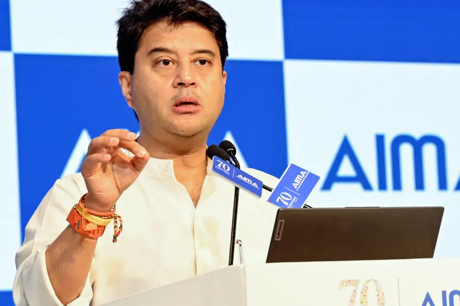 എസി വേണ്ട, പോക്കറ്റിൽ ഒരു ഉള്ളി മതി; ഉഷ്ണതരംഗത്തെ പ്രതിരോധിക്കാൻ വിചിത്ര നിർദ്ദേശവുമായി കേന്ദ്രമന്ത്രി