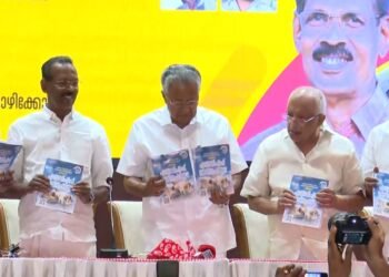 കേരളത്തിൽ പഠിച്ചാൽ ഇനി ജോലി ഉറപ്പ്!; ‘തുടരും പവർകട്ടില്ലാത്ത കാലം’, എൽഡിഎഫ് പ്രകടനപത്രിക പുറത്തിറക്കി
