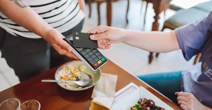 quebec-tipping-bill