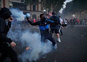 Paris in a frenzy; Widespread violence in France following Champions League victory; 780 people arrested