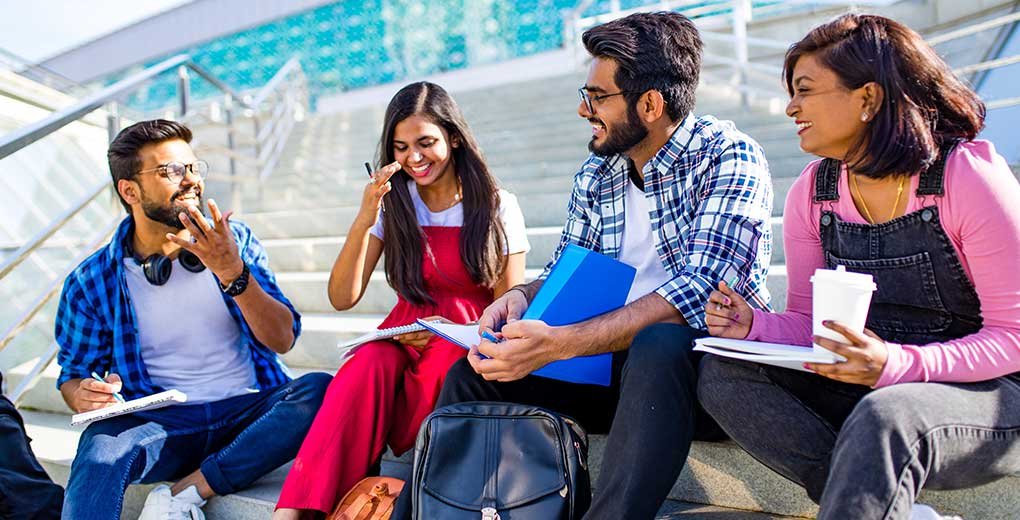 ഇന്ത്യയും കാനഡയും കൈകോർക്കുന്നു: ആഗോള പ്രതിഭകളെ വാർത്തെടുക്കാൻ ‘സ്മാർട്ട് പാർട്ണർഷിപ്പ്’; വിദ്യാർത്ഥികൾക്കും ഉദ്യോഗാർത്ഥികൾക്കും അവസരം