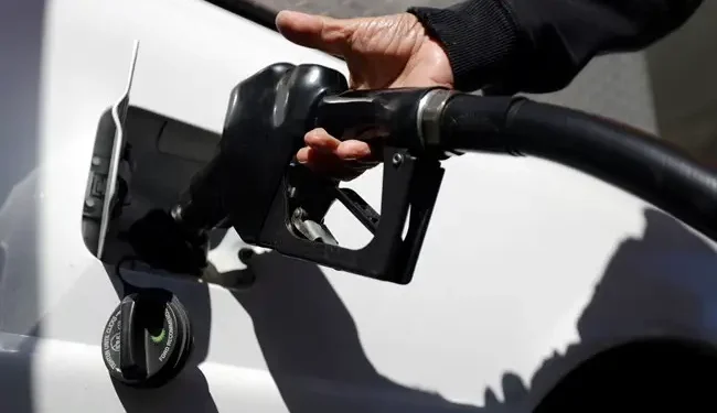 PETROL PUMP
