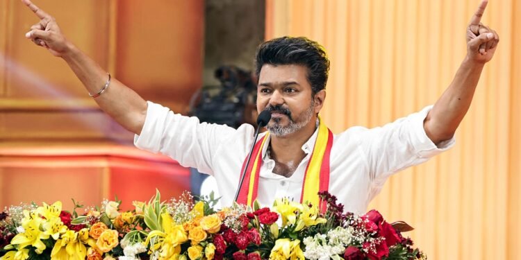 ദളപതിയിൽ നിന്ന് തലൈവരിലേക്ക്; തമിഴകം ഇനി ‘വിജയ്’ യുഗത്തിൽ, സത്യപ്രതിജ്ഞ രാവിലെ 10ന്