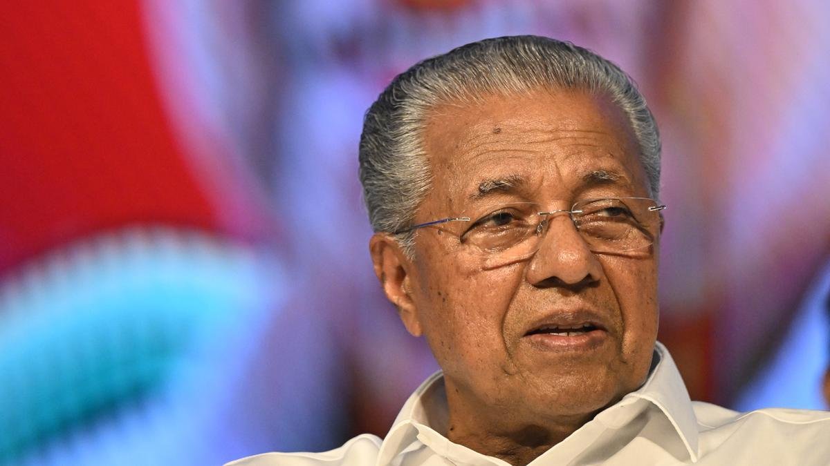പിണറായി വിജയന്റെ യാത്ര വൈകിയ സംഭവം: കേരള ഹൗസിലെ ഉദ്യോഗസ്ഥർക്കെതിരെ നടപടിയുണ്ടായേക്കാൻ സാധ്യത