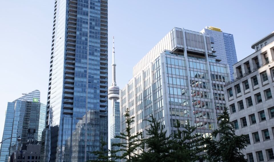Home 8 20240822downtowntorontocntowerka