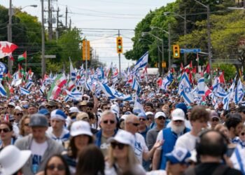 Tens of thousands gather in Toronto for Walk With Israel amid tight security