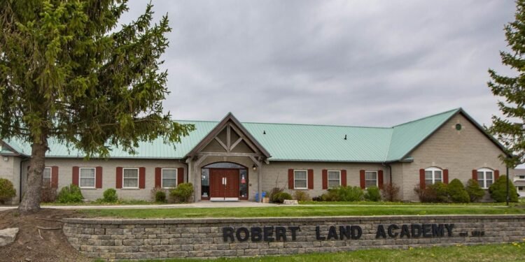 Robert Land Academy in Wellandport