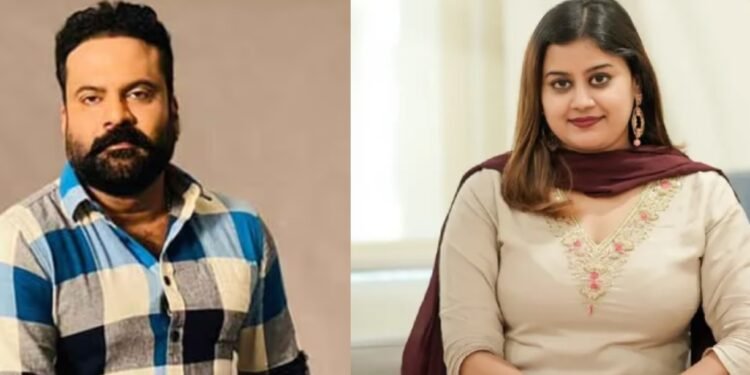 നടി അൻസിബയുടെ പരാതി: നടൻ ടിനി ടോമിനെതിരെ ഇന്ന് കേസെടുക്കും 1 നടി അൻസിബയുടെ പരാതി: നടൻ ടിനി ടോമിനെതിരെ ഇന്ന് കേസെടുക്കും