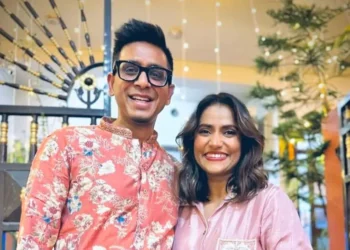 ഗ്രീൻ കാർഡിനായി കാത്തിരുന്ന് മടുത്തു; അമേരിക്കയിലെ 19 കോടിയുടെ ആഡംബര വീട് വിറ്റു; 15 വർഷത്തെ യുഎസ് ജീവിതം അവസാനിപ്പിച്ച് ഇന്ത്യൻ ദമ്പതികൾ നാട്ടിലേക്ക്