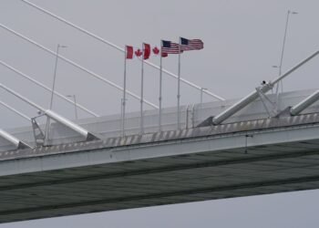 Mike Rogers ties bridge opening to Canadian tariffs on Chinese cars
