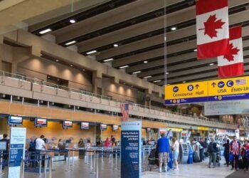 Canadians change travel plans; 93% turn to new strategies to avoid overcrowding