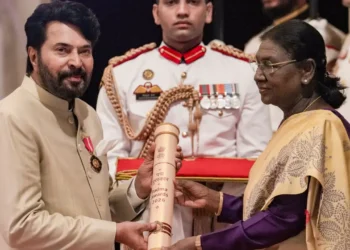 Now Mammootty gets Padma Bhushan: Starry night at Rashtrapati Bhavan, favorite stars receive awards