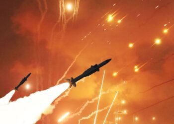Iran's missile attack on Israel again: Sirens sounded in many places, region on edge of war