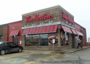 Tim Hortons cuts foreign employment in Canada by half; now prioritizes local workers