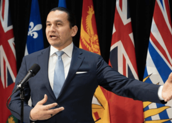 Manitoba Premier Wab Kinew pushes back on latest U.S. tariff announcement