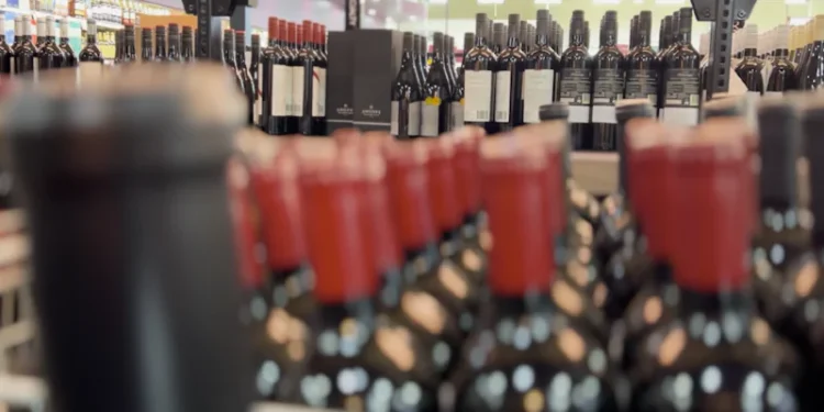 മദ്യം ഇനി നേരിട്ട് വീട്ടിലെത്തും; ന്യൂഫൗണ്ട്ലൻഡ് ആൻഡ് ലാബ്രഡോറിൽ പുതിയ പദ്ധതി പ്രാബല്യത്തിൽ