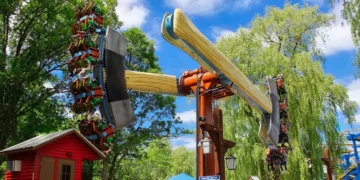 The Lumberjack ride.