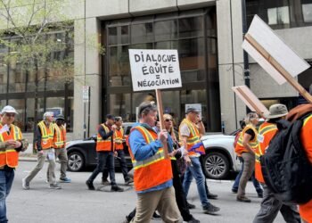 Quebec government engineers begin indefinite strike, disrupting construction sites