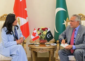 foreign-minister-visits-pakistan