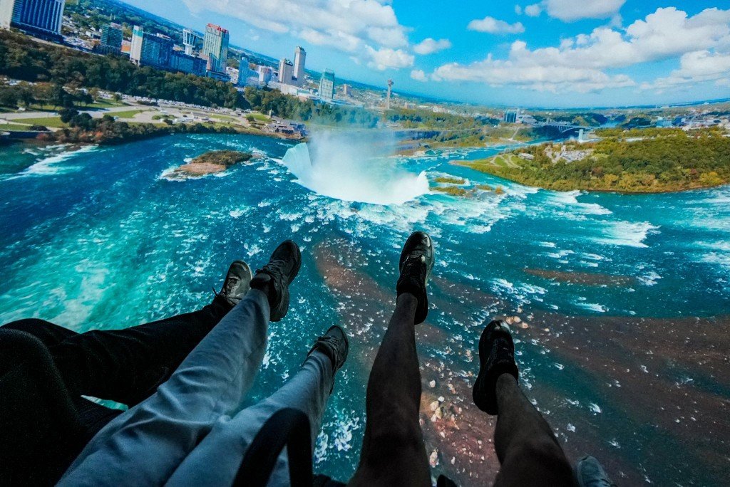 An aerial view where you can feel the wind and mist! 'Flying Theater' creates a splash at Niagara.