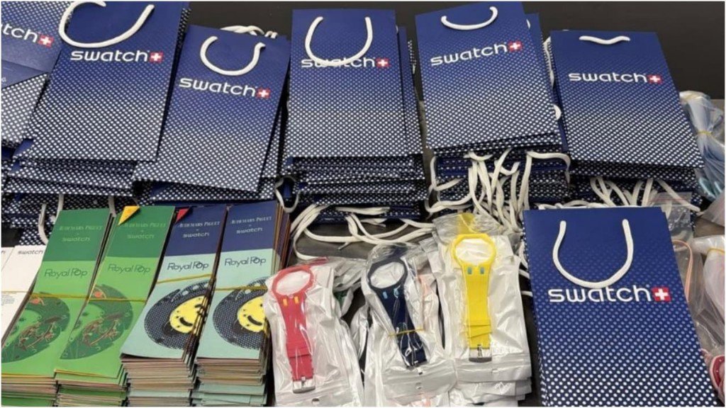Attempt to smuggle counterfeit branded goods: Customs nabs passenger arriving from China in Kuwait.
