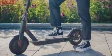 E-scooters driving ‘huge’ number of child injuries, doctors say: ‘Not toys’
