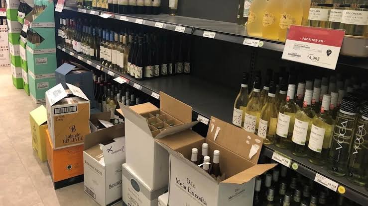 California lawmakers are begging Quebec's premier to put U.S. booze back on the shelves. She won't budge
