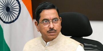 കേന്ദ്ര വിദ്യാഭ്യാസ മന്ത്രിയായി പ്രൾഹാദ് ജോഷി ഇന്ന് ചുമതലയേറ്റേക്കും; ആദ്യ നടപടി പരീക്ഷാ നിയമഭേദഗതി