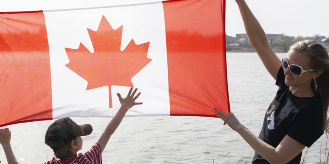 Canadian Proof Of Citizenship; കാനഡയിൽ പൗരത്വ നിയമം കർശനമാക്കി: വിദേശത്ത് ജനിക്കുന്ന കുട്ടികളുടെ പൗരത്വത്തിന് ഇനി പുതിയ നിബന്ധനകൾ, മാറ്റങ്ങൾ അറിയാം 1 Canadian proof of citizenship representative photorepresented photo