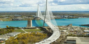Do not use the Gordie Howe Bridge? Stellantis issues a disciplinary warning to drivers.