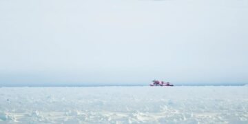 Chinese ships in the Arctic Ocean