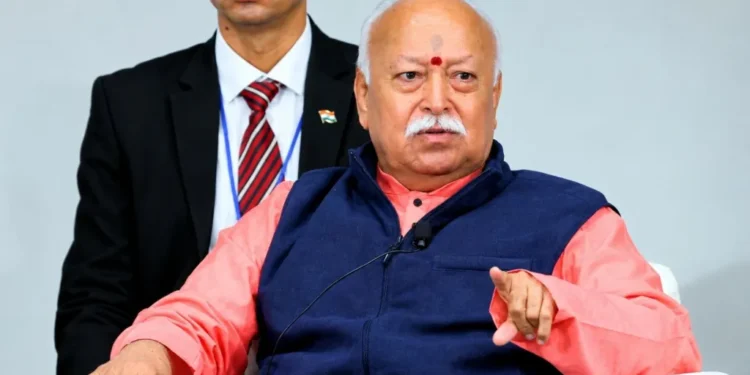Mohan Bhagwat in Canada ‘ഇന്ത്യ വളർന്നത് മഹാശക്തിയായല്ല, വിശ്വഗുരുവായാണ്’: കാനഡയിലെ ഇന്ത്യക്കാരെ അഭിസംബോധന ചെയ്ത് ആർ.എസ്.എസ് മേധാവി 1 Mohan Bhagwat speaks at 'One World, One Humanity' faith leaders' conference
