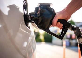Canada petrol prices