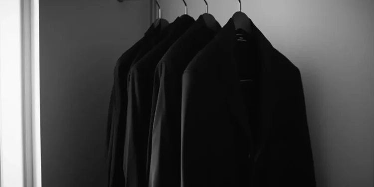 Black Clothes