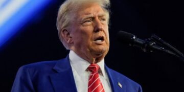 CNN Politico and MS NOW sue Trump over White House media ban