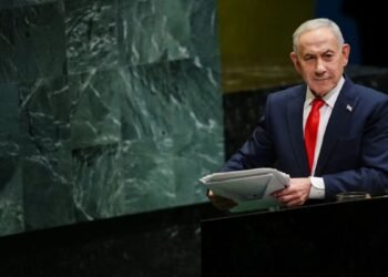 Benjamin Netanyahu speaks at UN as delegates walk out