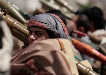 Iran threatens US with missile attacks and economic war