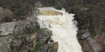Kapakaytay Falls Manitoba